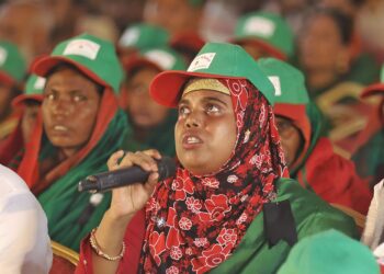 আশ্রয়ণ প্রকল্পের গৃহপ্রাপ্ত দৃষ্টিহীন লিলির চিকিৎসার দায়িত্ব নিলেন প্রধানমন্ত্রী 