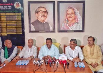 ড. ইউনুস কিভাবে শান্তিতে নোবেল পুরস্কার পেলেন তা বোধগম্য নয়: কবির বিন আনোয়ার