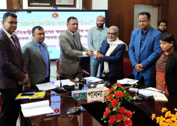 পাবনায় প্রার্থীদের প্রতিক বরাদ্দ, হুমকি’র অভিযোগ স্বতন্ত্র প্রার্থীদের