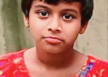 মেইন গেটে তালা দিয়েছিলেন মা, মাটির পুতুল পোড়াতে গিয়ে প্রাণ গেল রিয়ার