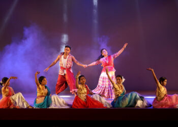 বনমালীর মঞ্চে নৃত্যে রুপালি ছন্দ