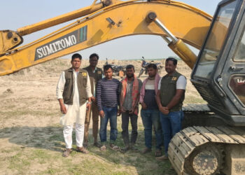 অবৈধভাবে বালু উত্তোলনের দায়ে ৩ জনের একমাসের বিনাশ্রম কারাদণ্ড