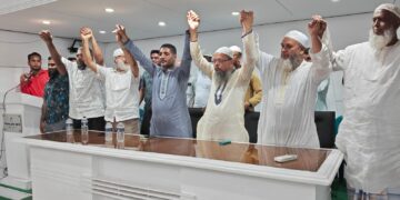 শিমুল বিশ্বাসের সহায়তায় পাবনার হোশিয়ারী পণ্য রপ্তানি শুরু